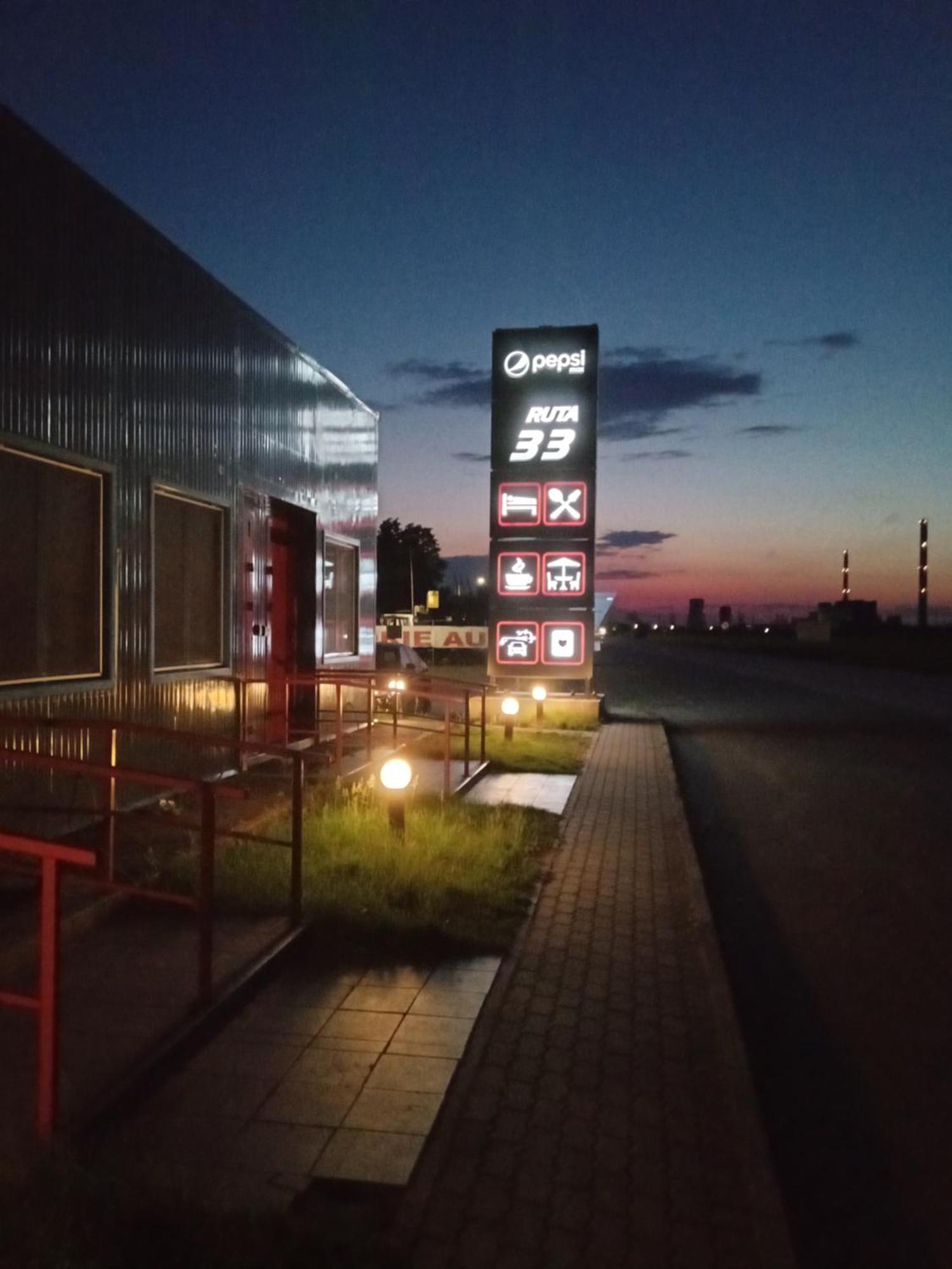 Motel Ruta 33 Arad Exterior foto